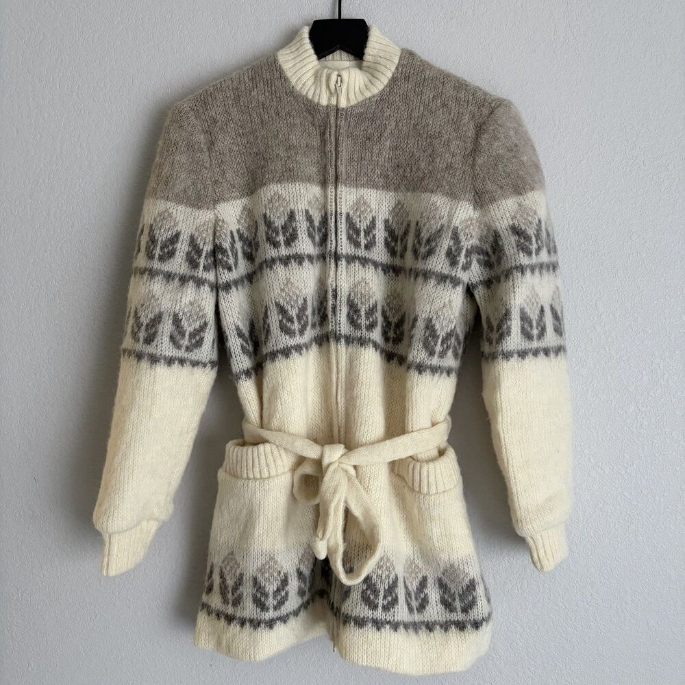 Alafoss Icewool Women’s Zip Sweater Size Medium White Cream